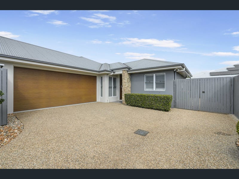 2/66 Calypso Crescent, Middle Ridge
