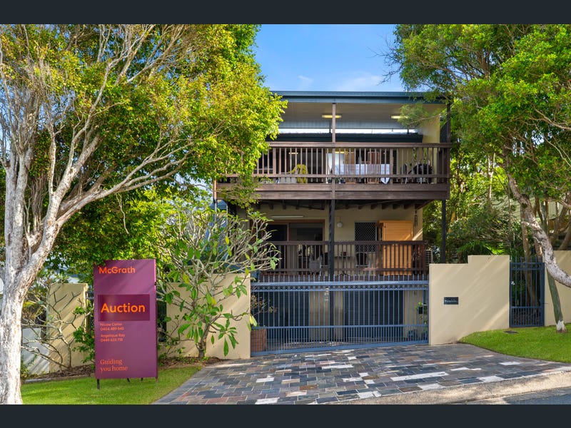 12 Woodgee Street, Currumbin
