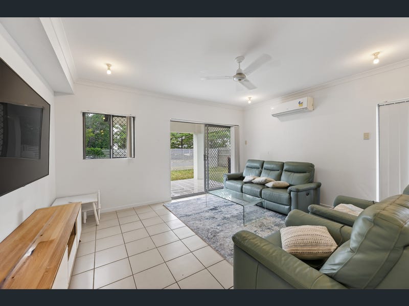 10 Sandon Place, Kelso