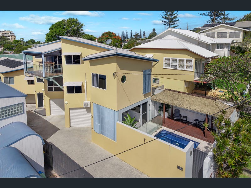 1/80 Mclean Street, Coolangatta