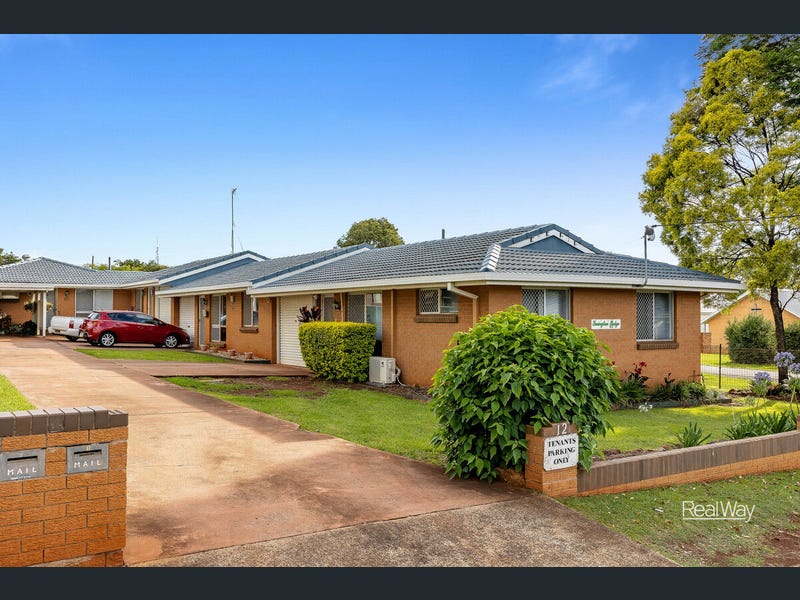 2/12 Potter Street, South Toowoomba