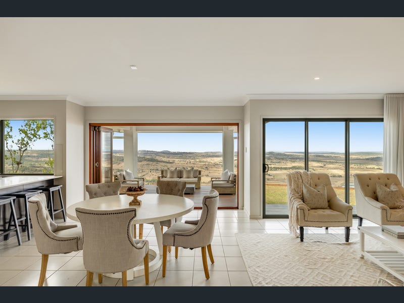 40 Panoramic Drive, Preston