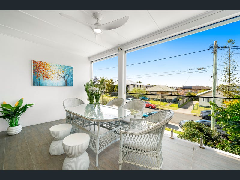 7/100 Dickenson Street, Carina