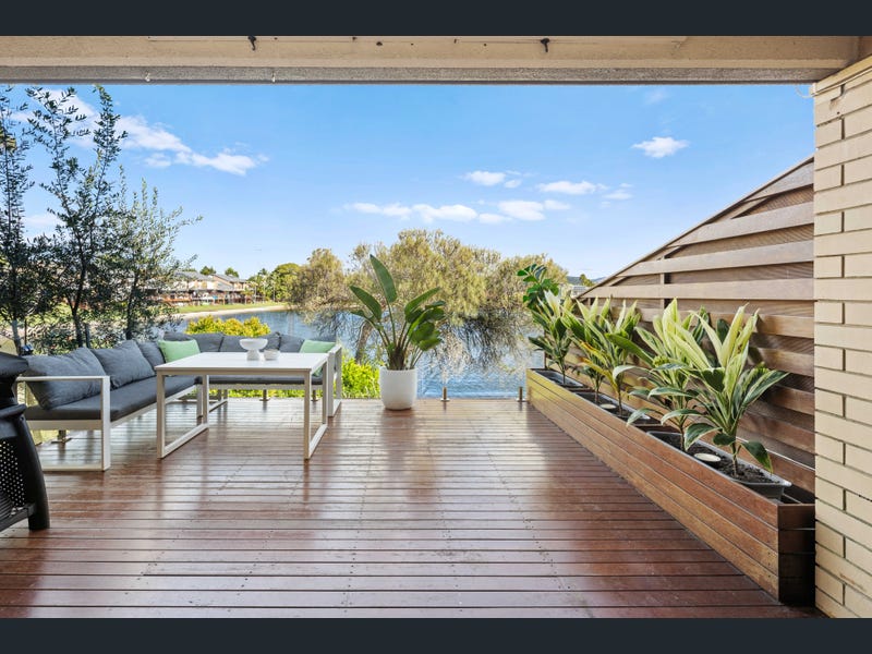 7/20-24 Barbet Place, Burleigh Waters