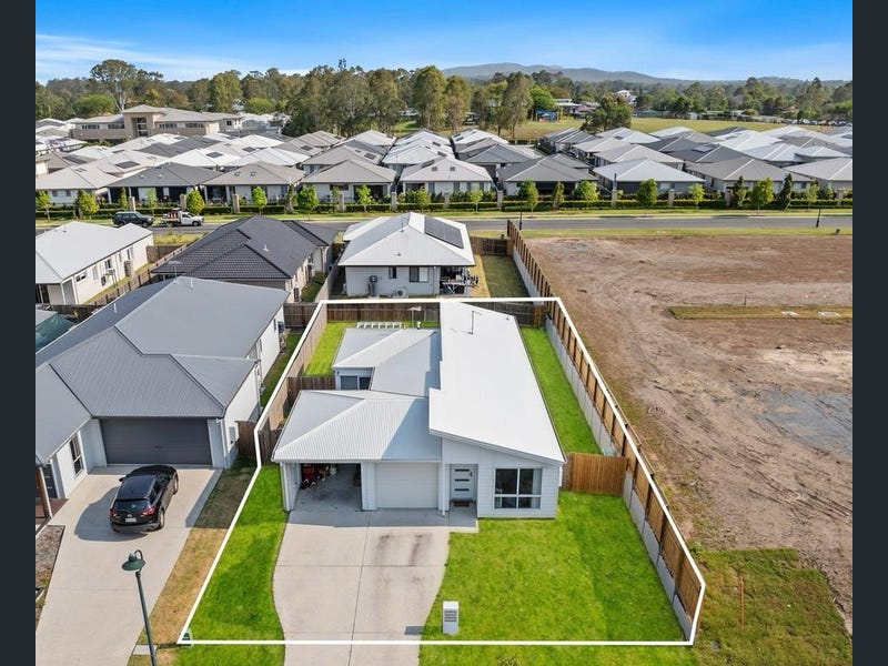 22 Mali Way, Logan Village