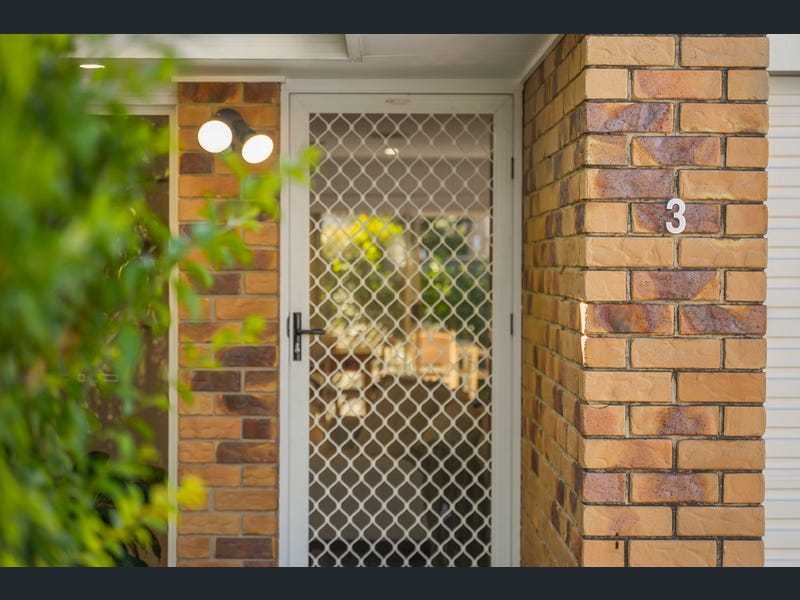 3/6 River Oak Drive, Helensvale