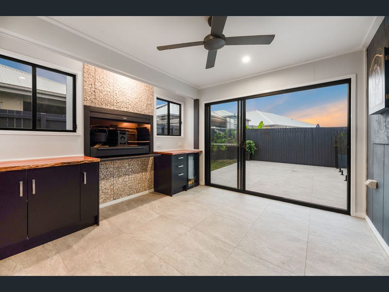 116 McArthur Parade, Baringa
