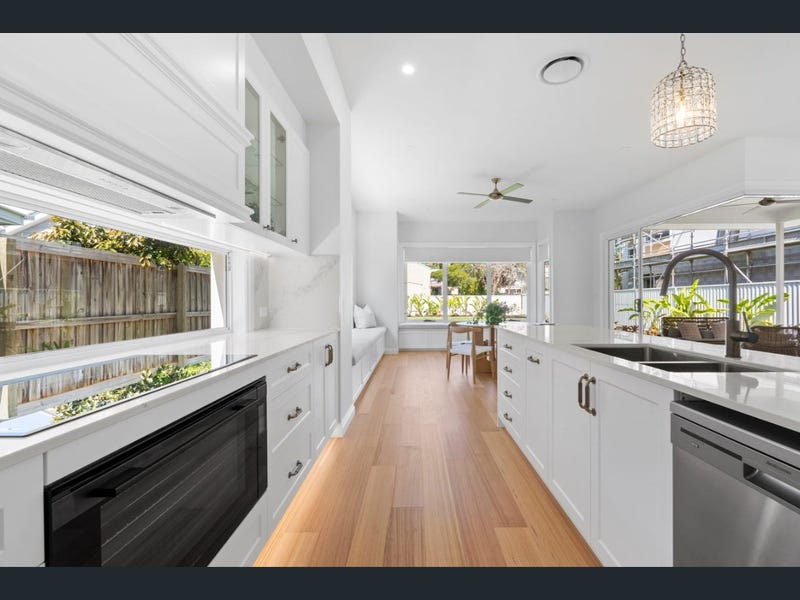 42 New Road, New Beith