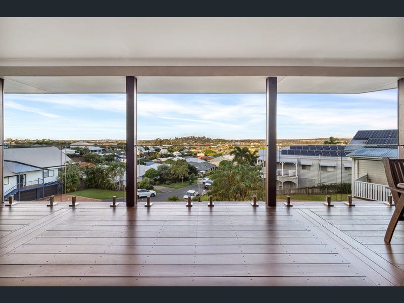 15 Bonsoir Court, Eatons Hill