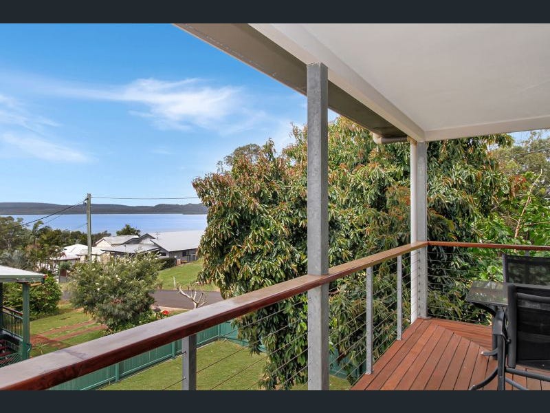 38 Leonie Crescent, Lamb Island
