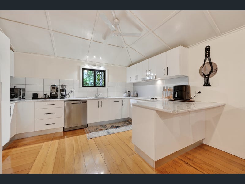 2a Baldey Street, Hyde Park