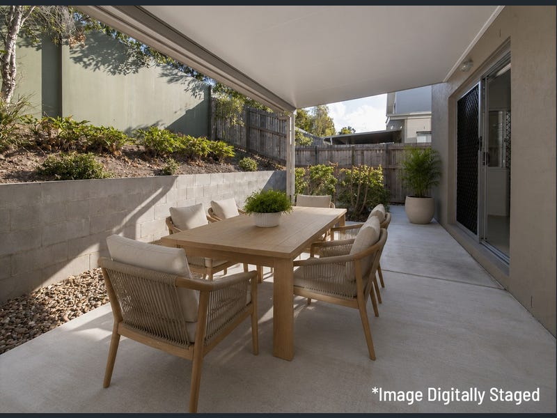 31/2 Photinia Crescent, Mountain Creek