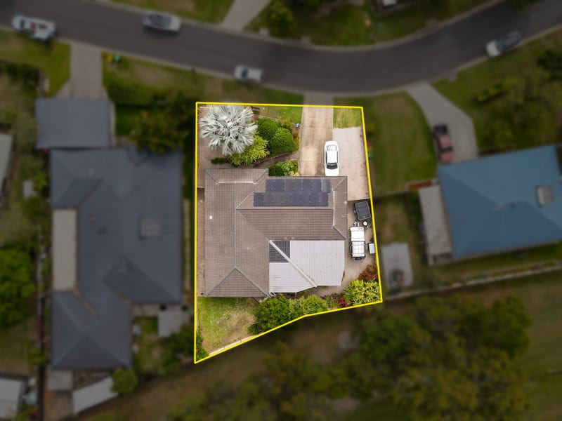 11 Aberfoyle Drive, Deception Bay