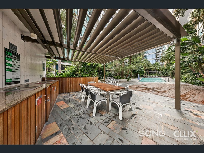 31210/24 Stratton, Newstead