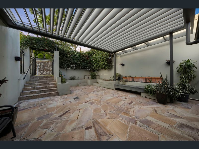 4A Glencairn Avenue, Indooroopilly