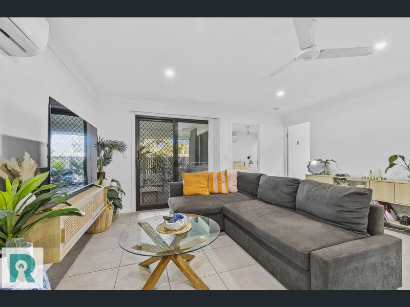 78 Varsity Crescent, Norman Gardens
