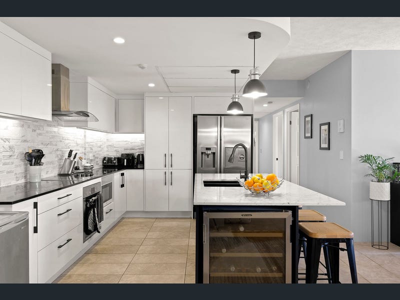 UNIT 1/10 PARK AVENUE, East Brisbane