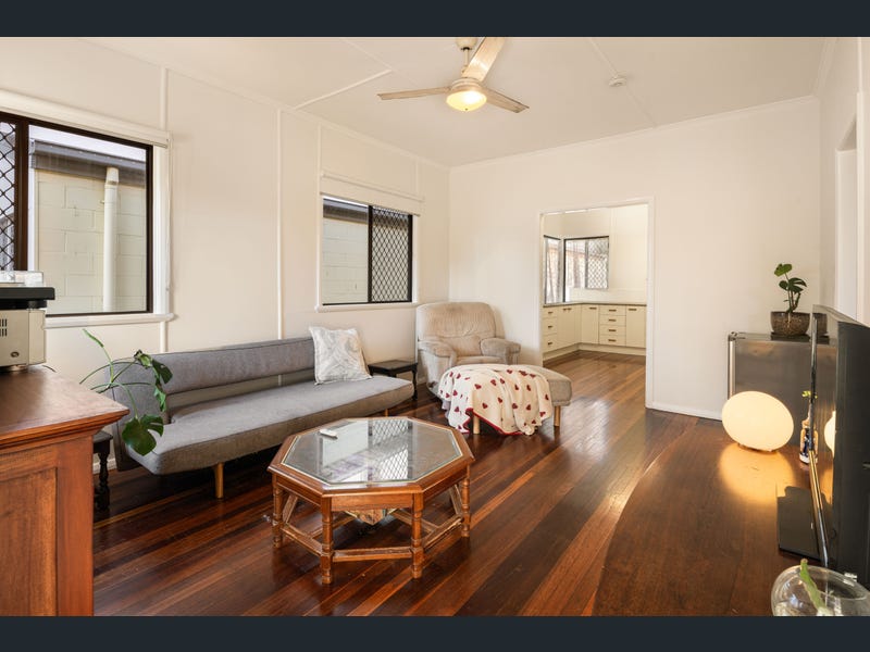 108 Gainsborough Street, Moorooka