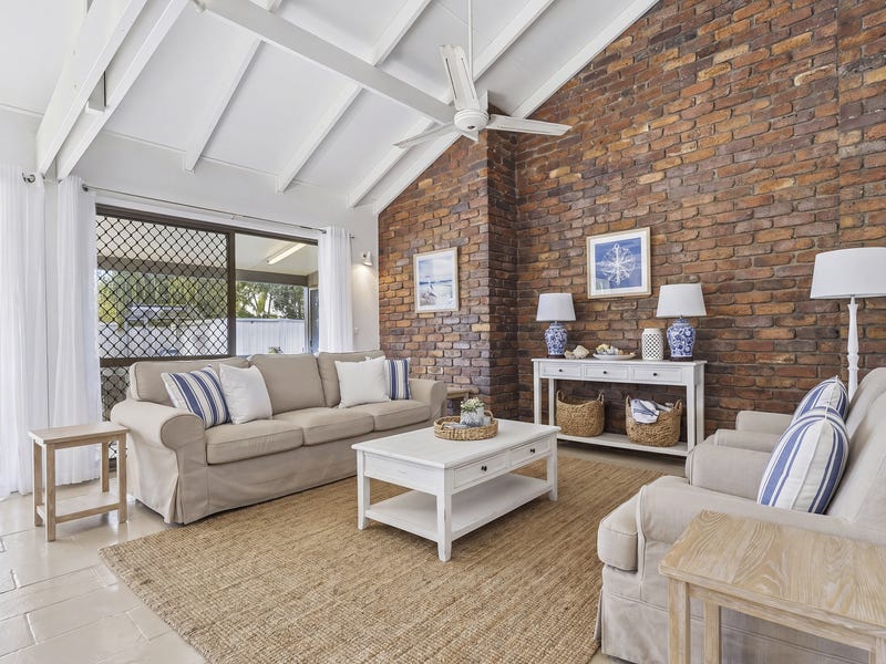 12 Murrawong Street, Bellara