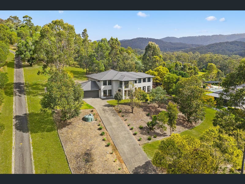 77 Whiptail Place, Advancetown
