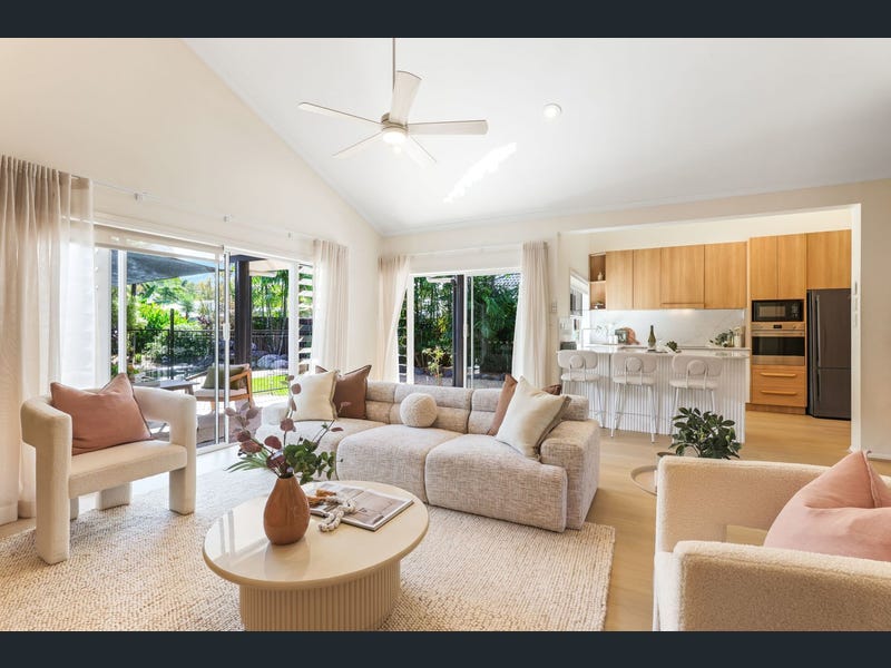 9 Trivia Street, Palm Cove