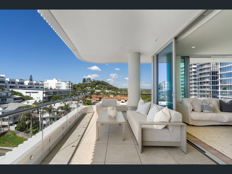 607/4 Miles Street, Kirra