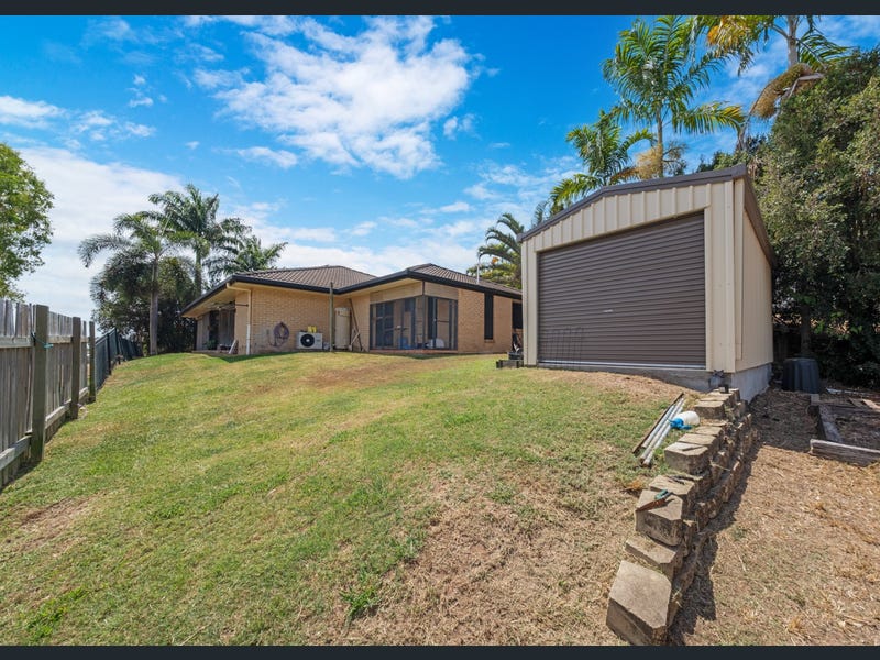 7 Flinders Court, Lammermoor