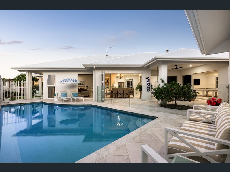 12 Kallatina Court, Mount Coolum