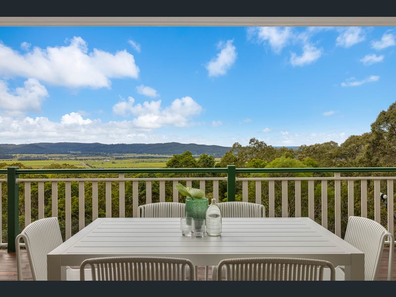 7 Mount Coolum Close, Maroochy River