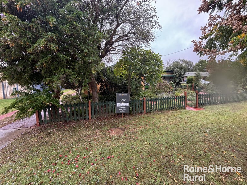 12 Jubilee, Kingaroy