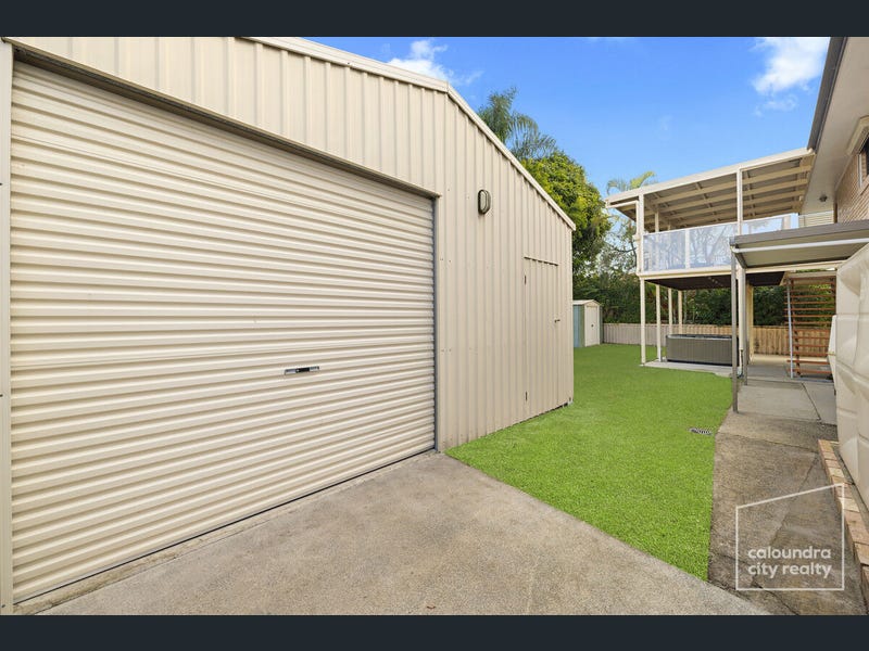 11 Brier Court, Golden Beach