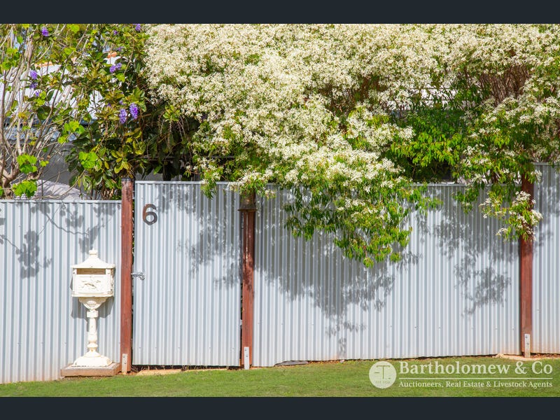 6 Down Street, Boonah