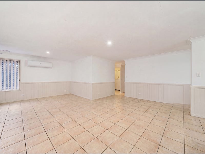 74 Shields Street, Redcliffe