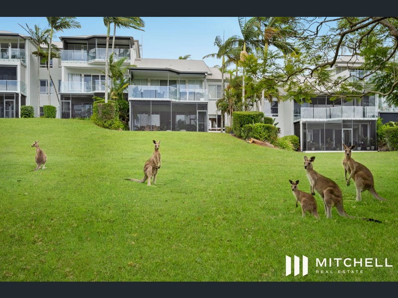5017 St Andrews Terrace, Sanctuary Cove