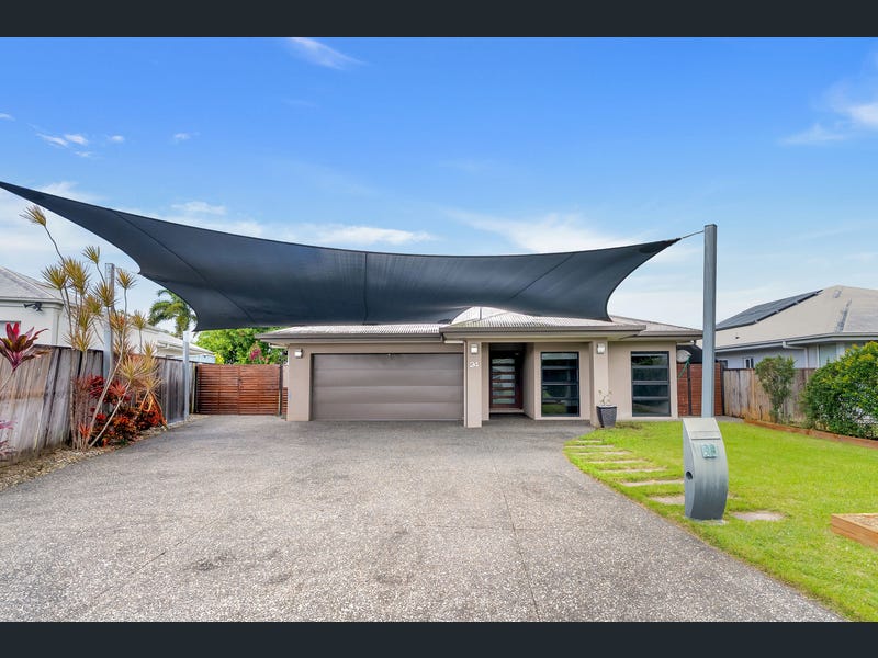 24 Seaways Street, Trinity Beach