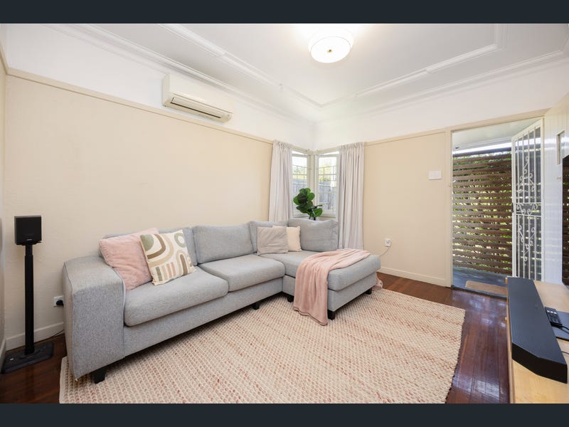112 Chaucer Street, Moorooka