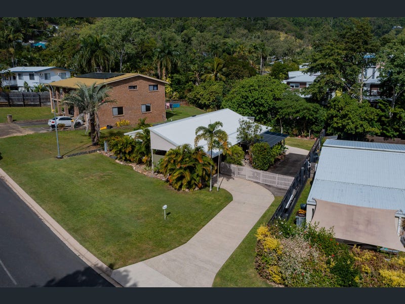 55 Manooka Drive, Cannonvale