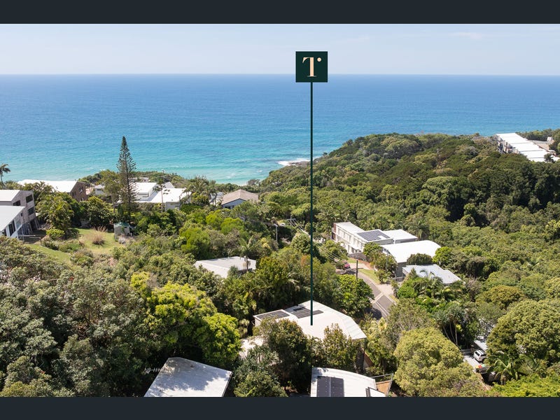 4 Sandy Cove Crescent, Coolum Beach
