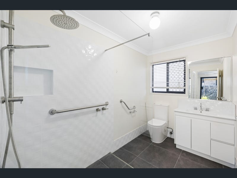 12 Whitfield Crescent, North Lakes
