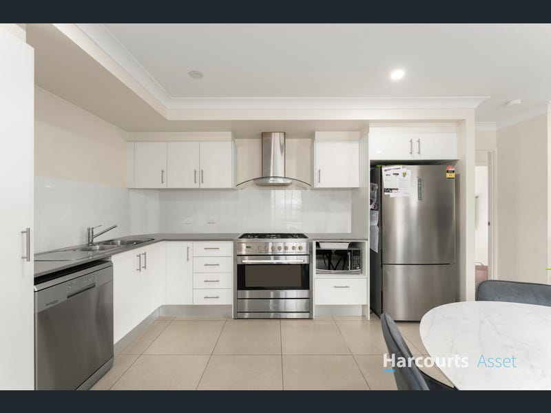 39 Pepper Tree Drive, Holmview
