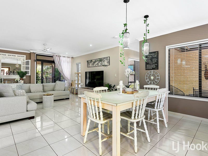 10-12 Ashleigh Court, Tinana South
