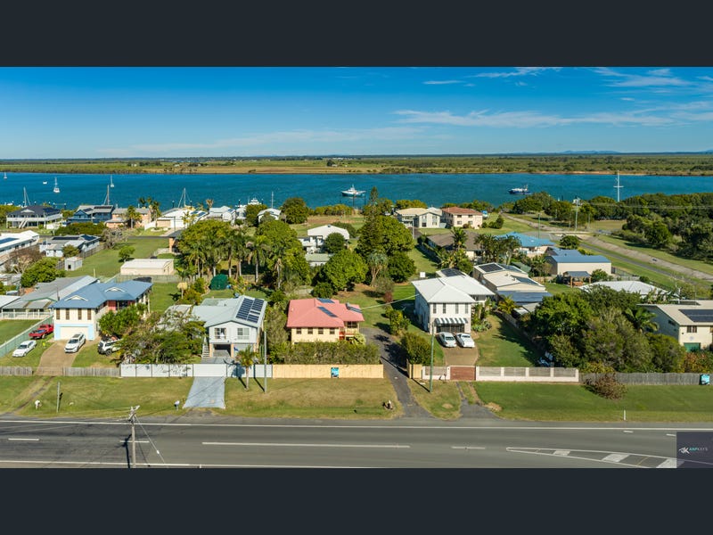 6 Powers Street, Burnett Heads