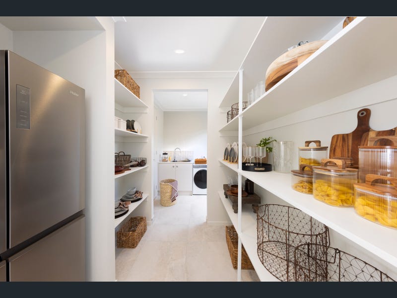 60 Solstice Way, White Rock