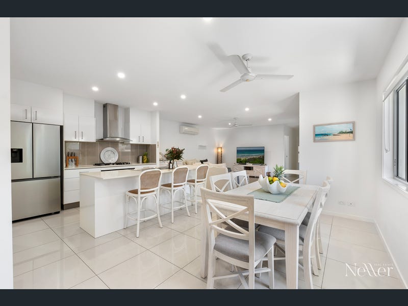 4 Viola Square, Peregian Springs