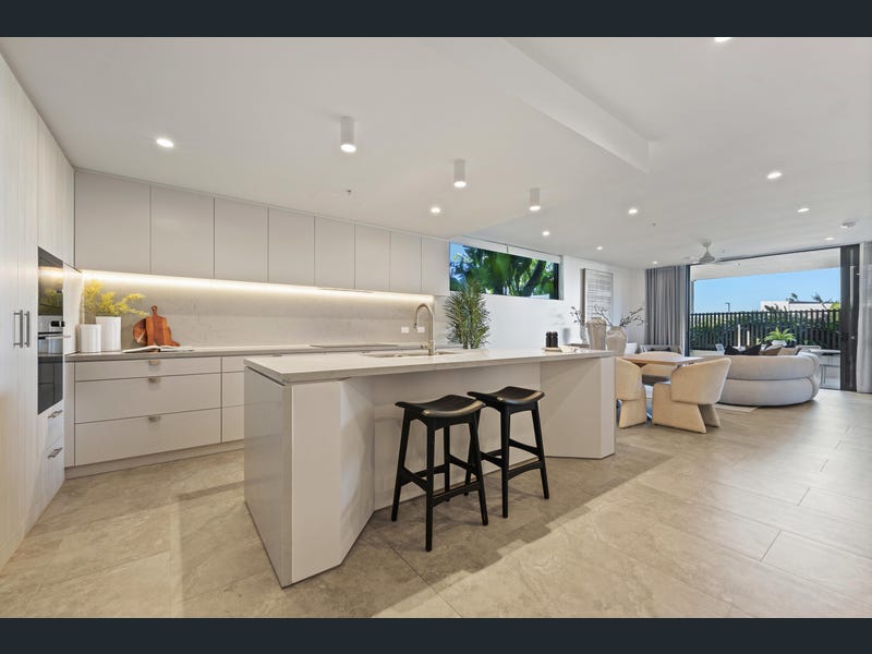1103/18 Spitfire Banks Drive, Pelican Waters