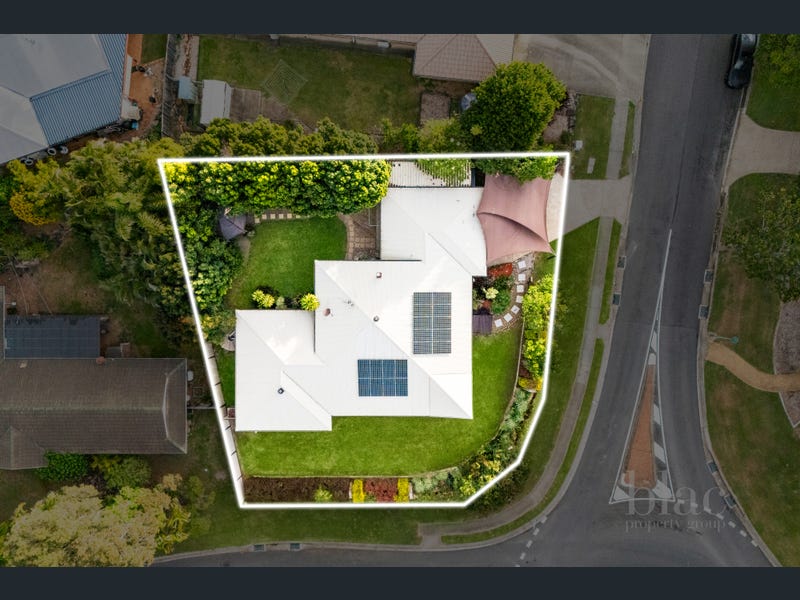 13 Affleck Avenue, Petrie