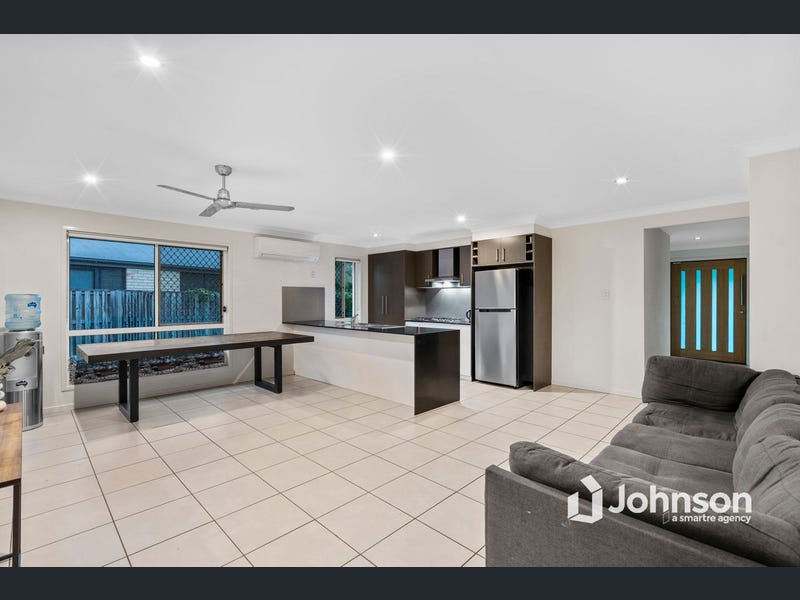 28 Cypress Circuit, Coomera
