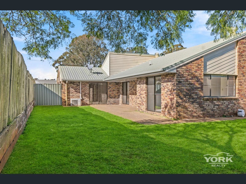 15 Luck Street, Drayton