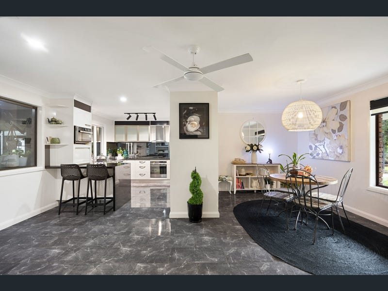 29 Illawong Way, Karana Downs
