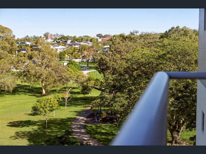 8/14 Gallagher Terrace, Kedron